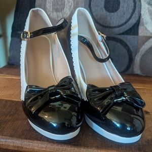 LUXMAX Women Patent Leather Mary Janes Platform Pumps with Bow Rockabilly Shoes
